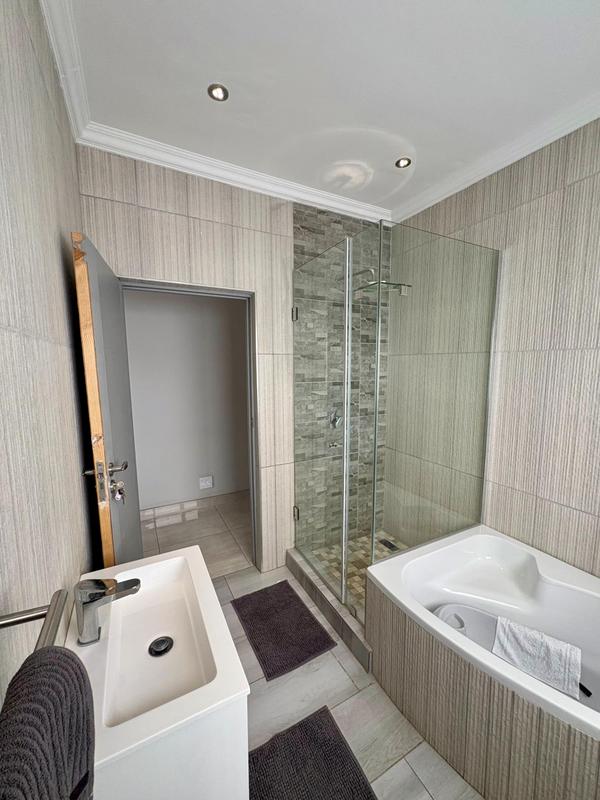 4 Bedroom Property for Sale in Hartbeespoort Rural North West